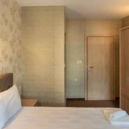 Tarnovka - Guest Hotel *