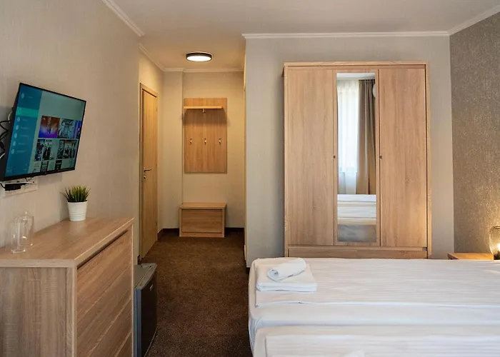 Хотел Tarnovka - Guest *