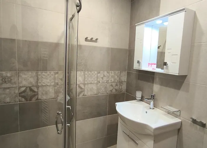 Хотел Tarnovka - Guest *